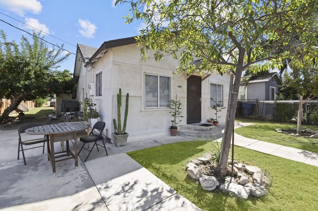 7628 Casa Blanca St, Riverside, CA 92504