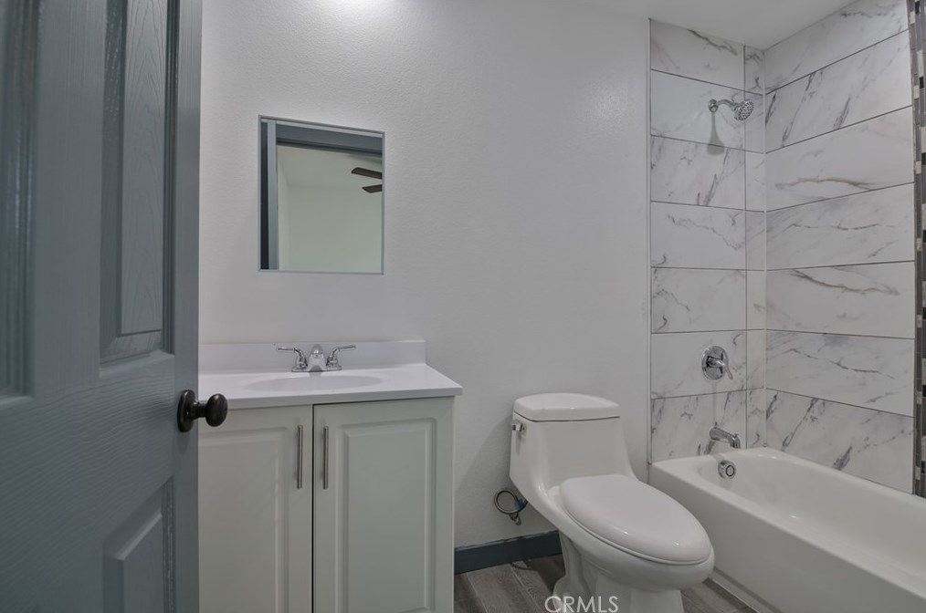 8917 Elm St, Los Angeles CA  90002-1804 exterior