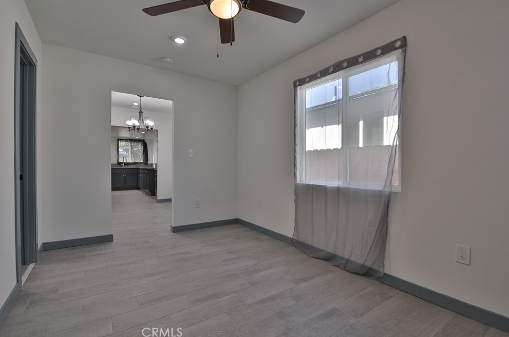 8917 Elm St, Los Angeles CA  90002-1804 exterior