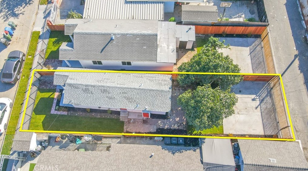 8915 Elm St, Los Angeles CA  90002-1804 exterior