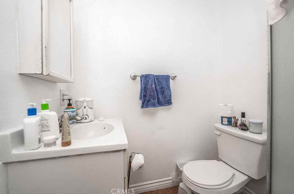 10100 Paloma Ave, Los Angeles CA  90002-3225 exterior