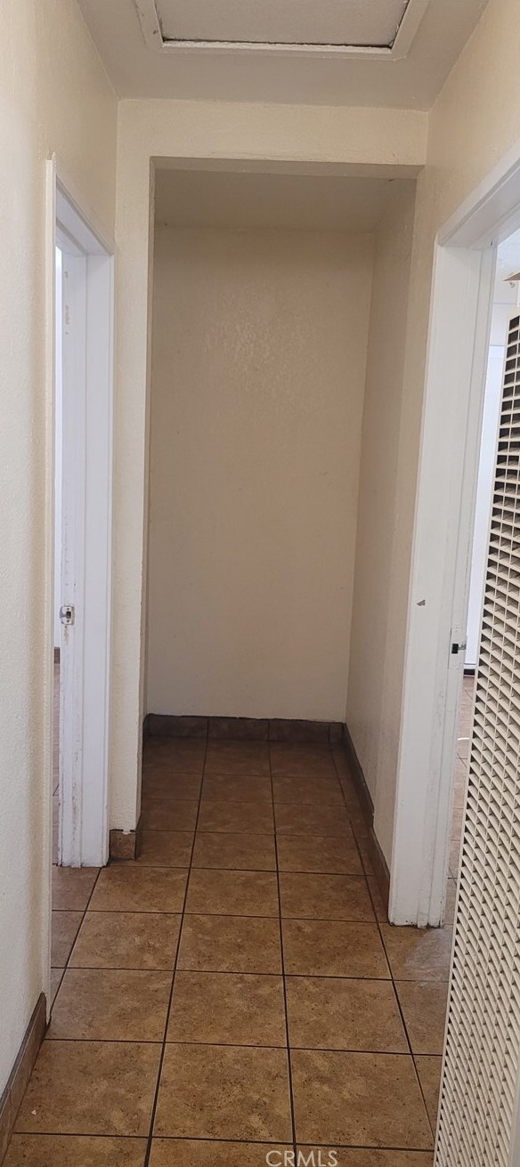 2355 Wilma Ave, Los Angeles CA  90040-3934 exterior