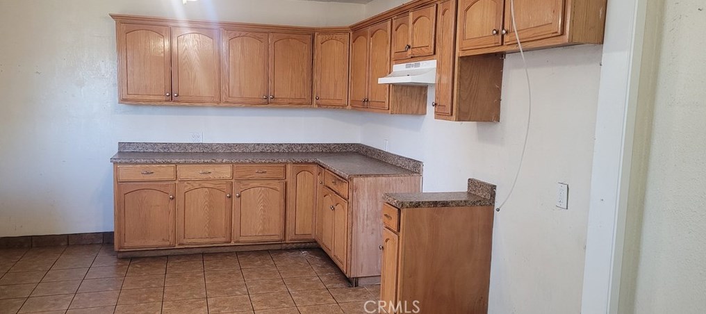 2355 Wilma Ave, Los Angeles CA  90040-3934 exterior