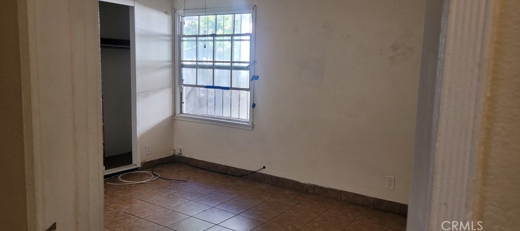 2355 Wilma Ave, Los Angeles CA  90040-3934 exterior