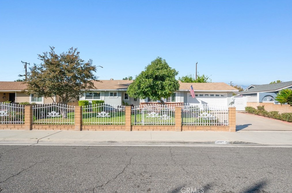 589 Speer Ct, Pomona, CA 91766