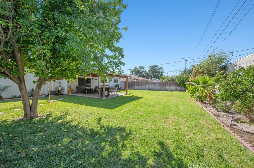 589 Speer Ct, Pomona CA  91766-6143 exterior