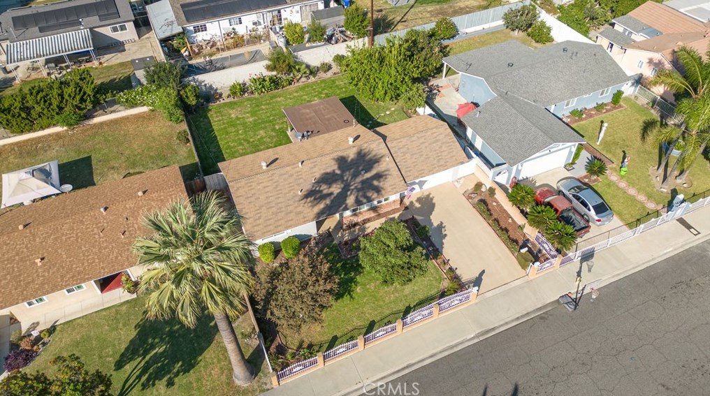 589 Speer Ct, Pomona CA  91766-6143 exterior