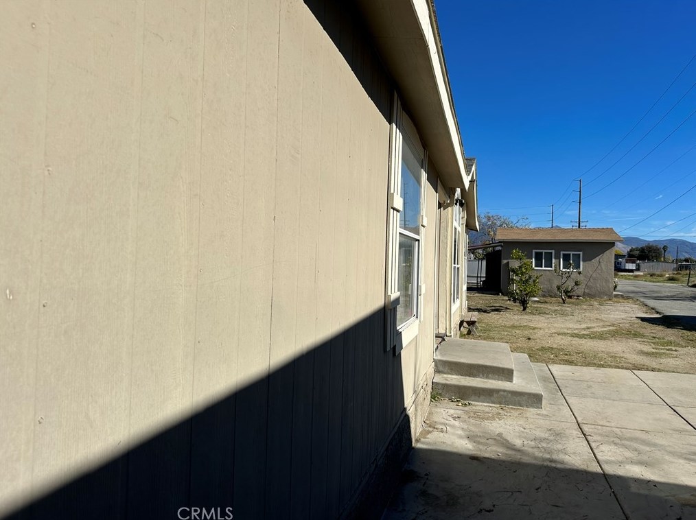 1058 S San Jacinto Ave, San Jacinto, CA 92583
