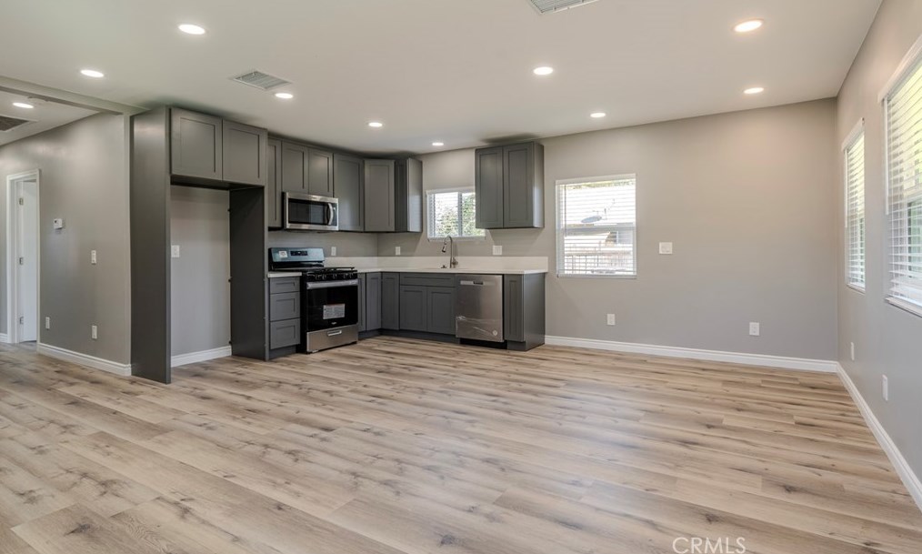 7035 Coolidge Ave, Riverside, CA 92506