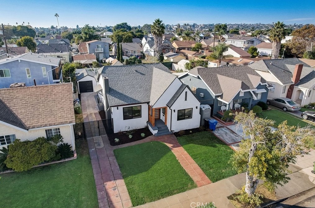 6123 Rimpau Blvd, Los Angeles CA  90043-3728 exterior