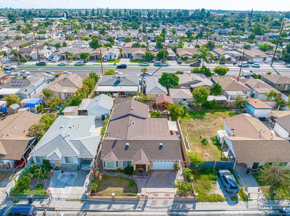 11956 165th St, Norwalk CA  90650-7250 exterior