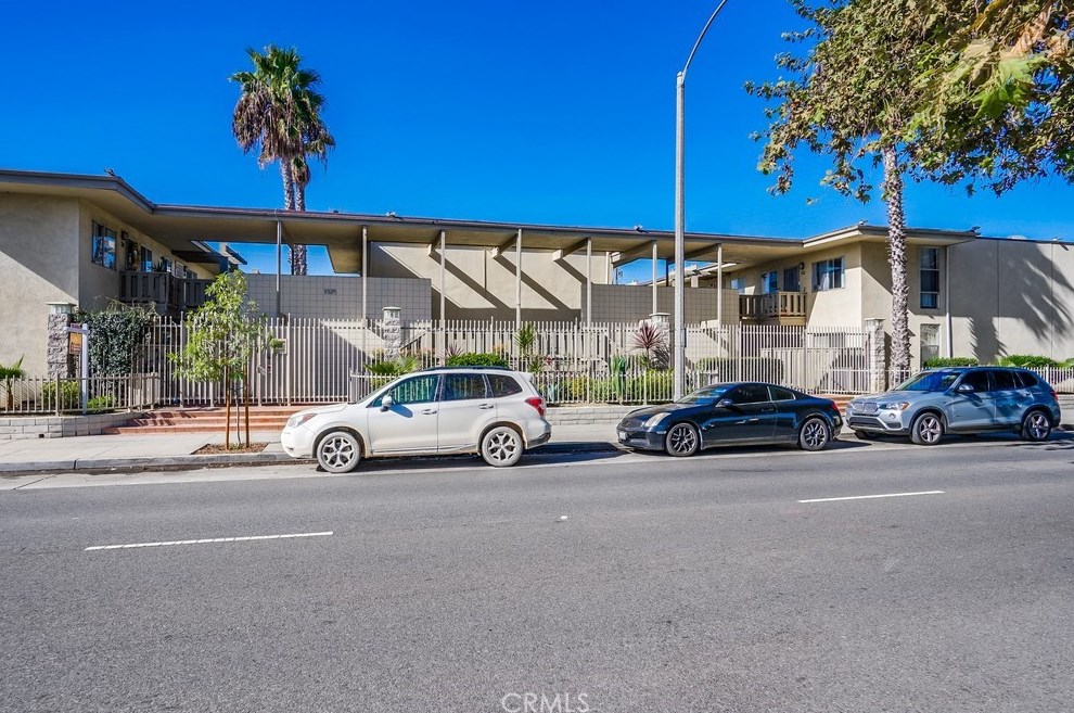 3325 Santa Fe Ave #111, Long Beach, CA 90810