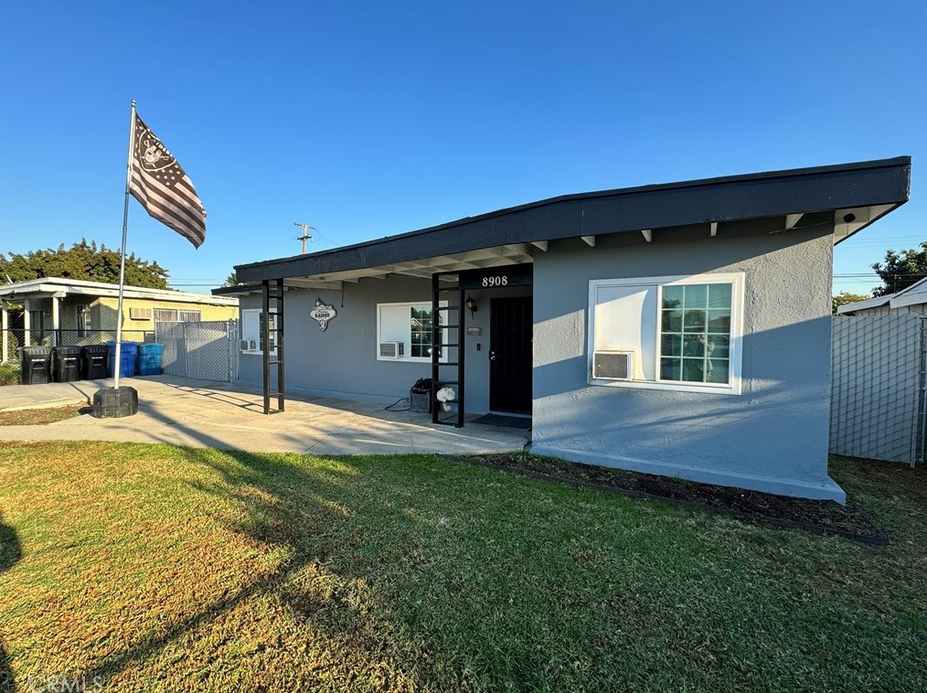 8908 Greenleaf Ave, Whittier, CA 90602