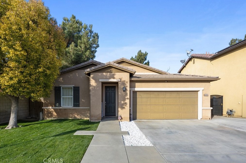 5620 Park Ridge Ct, Bakersfield, CA 93313