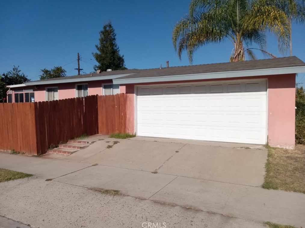 635 S Walnut St, Anaheim, CA 92802