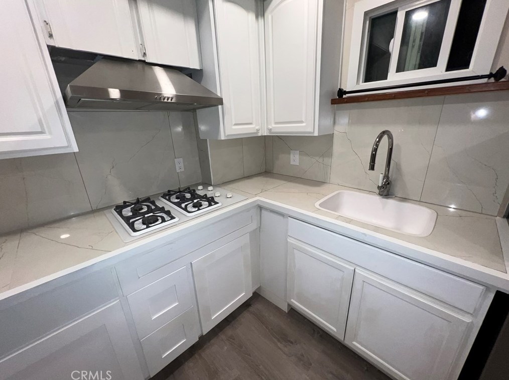 329 S Harbor Blvd #30, Santa Ana, CA 92704