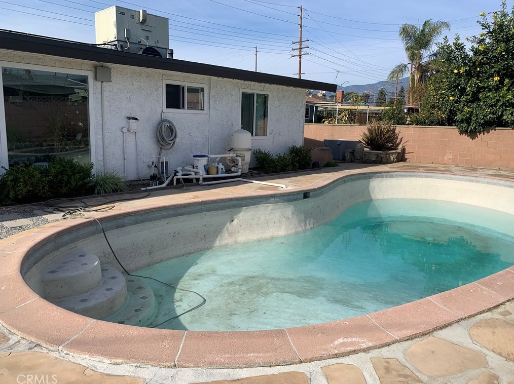 4538 Vincent Ave, Covina CA  91722-2304 exterior