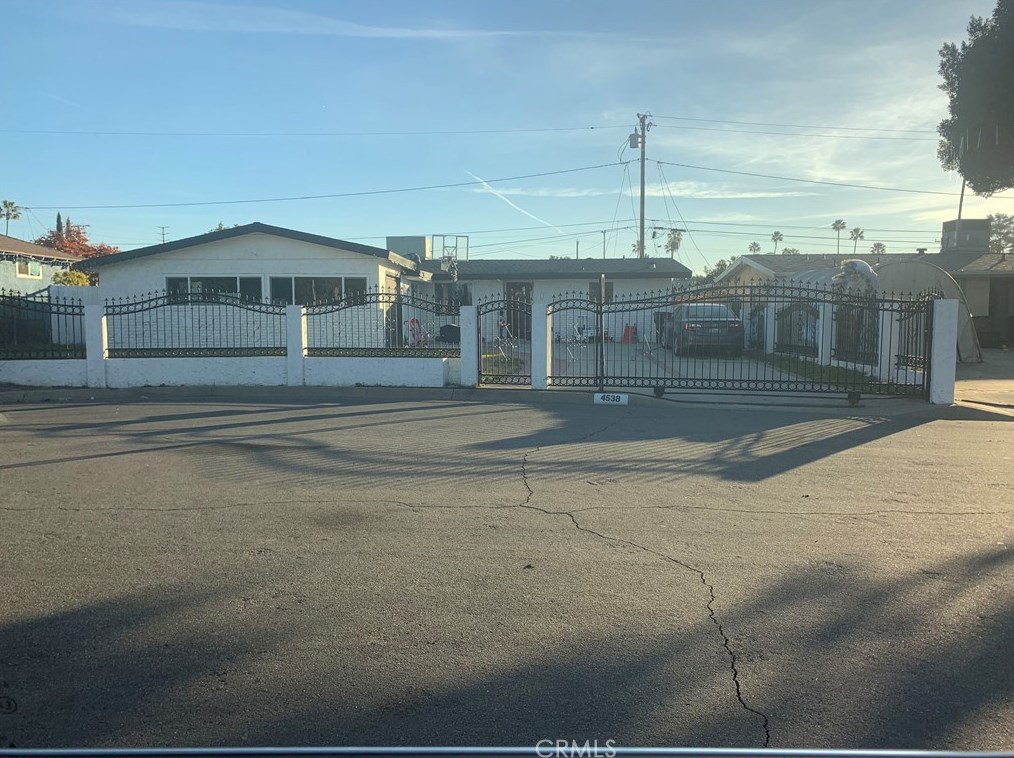 4538 Vincent Ave, Covina CA  91722-2304 exterior