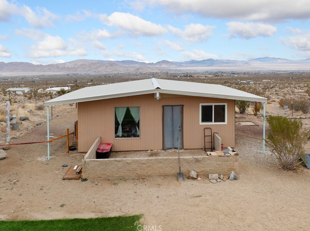 31176 Emerald Rd, Lucerne Valley, CA 92356