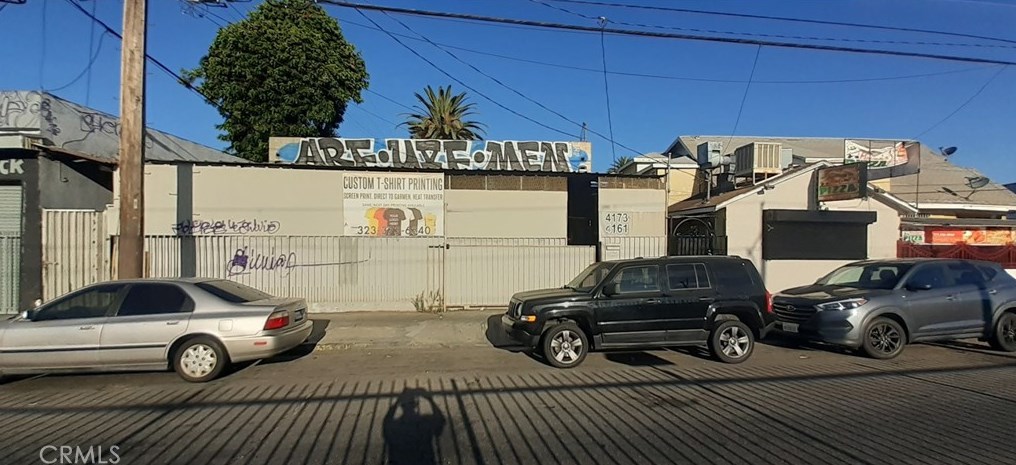1666 41st Pl, Los Angeles CA  90011-3314 exterior