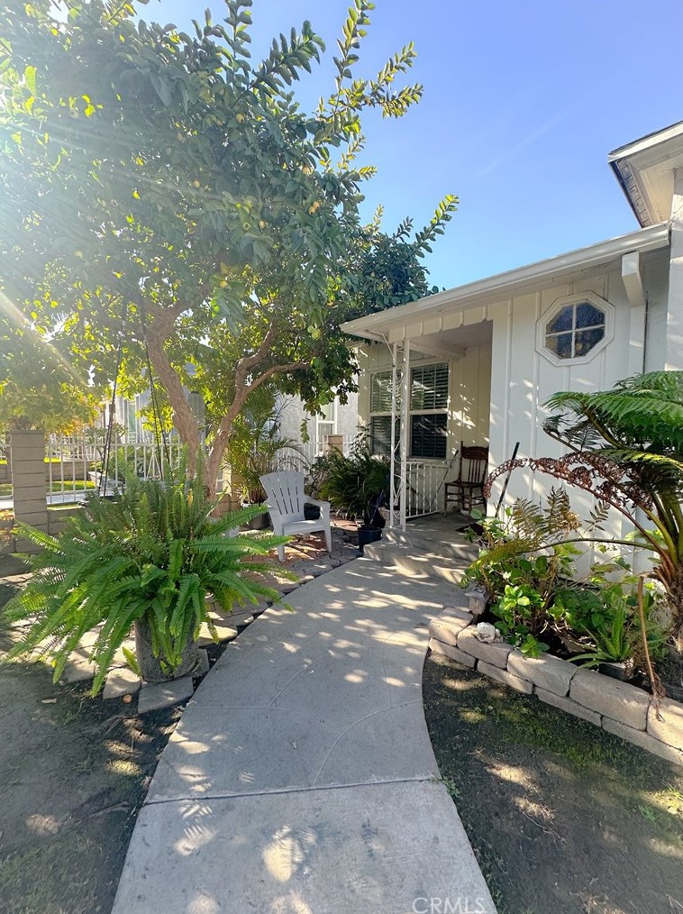 10139 Pescadero Ave, South Gate, CA 90280