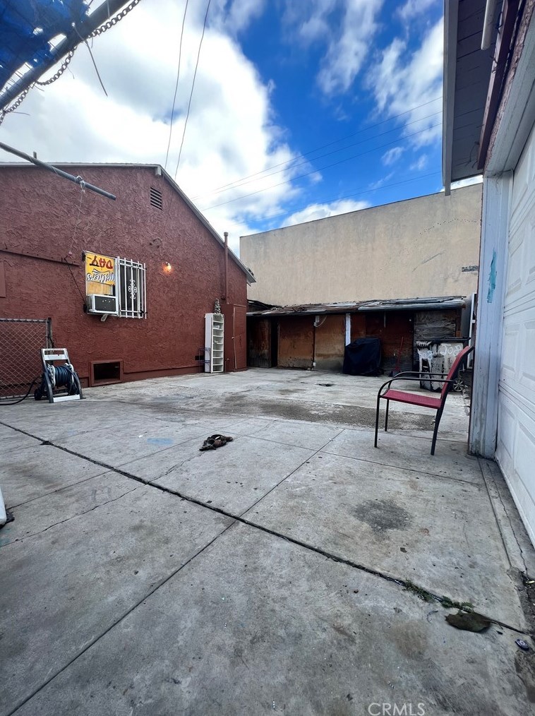 508 Colden Ave, Los Angeles CA  90044-5610 exterior