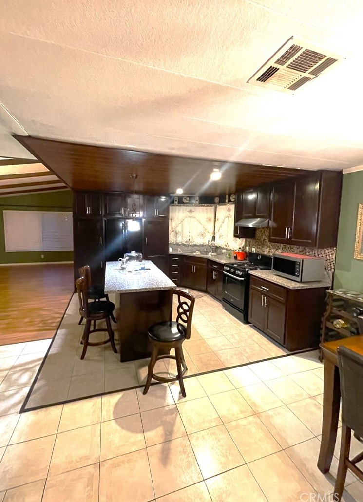 2601 E Victoria St #193, Compton, CA 90220