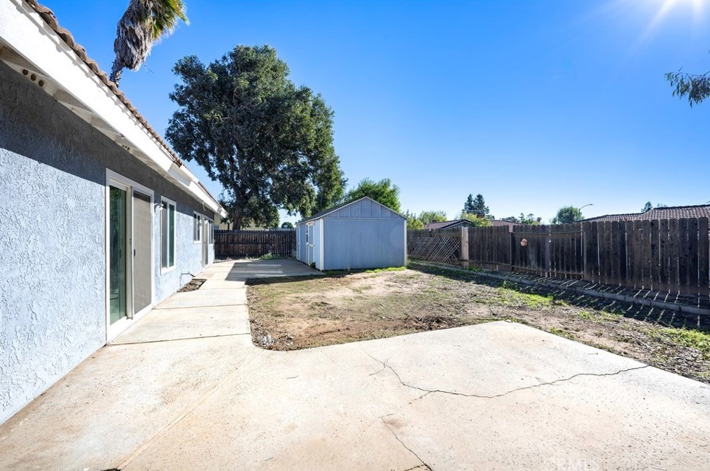 23845 Elyce Ct, Moreno Valley CA  92553-3242 exterior