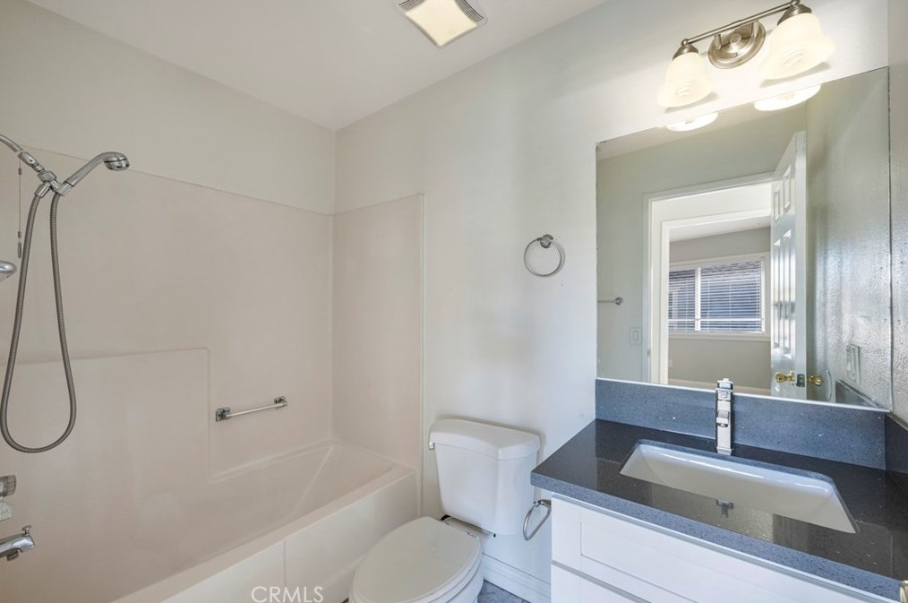 23845 Elyce Ct, Moreno Valley CA  92553-3242 exterior