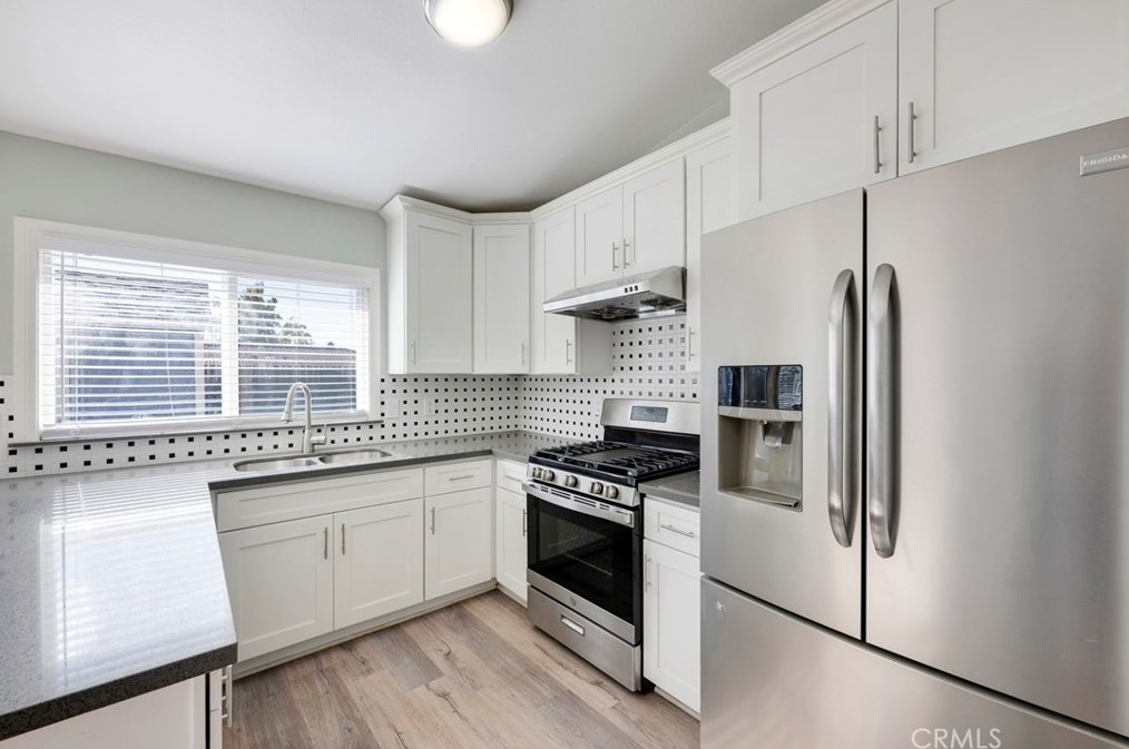 23845 Elyce Ct, Moreno Valley CA  92553-3242 exterior