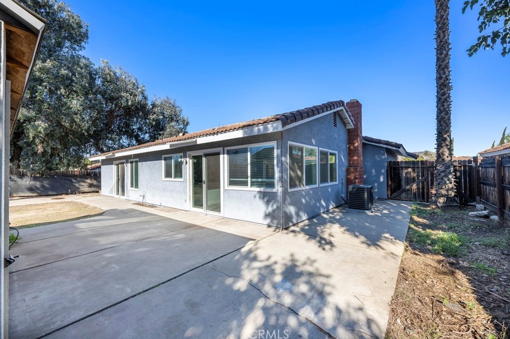 23845 Elyce Ct, Moreno Valley CA  92553-3242 exterior