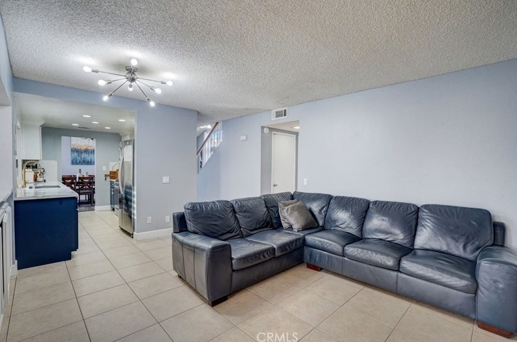 25511 Buckland Ln, Moreno Valley CA  92553-4832 exterior