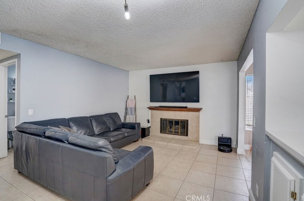 25511 Buckland Ln, Moreno Valley CA  92553-4832 exterior