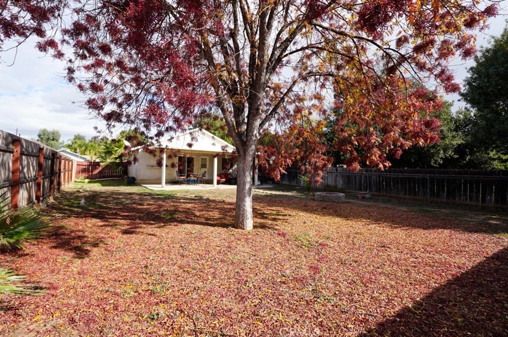 21353 Maple St, Wildomar CA  92595-9772 exterior