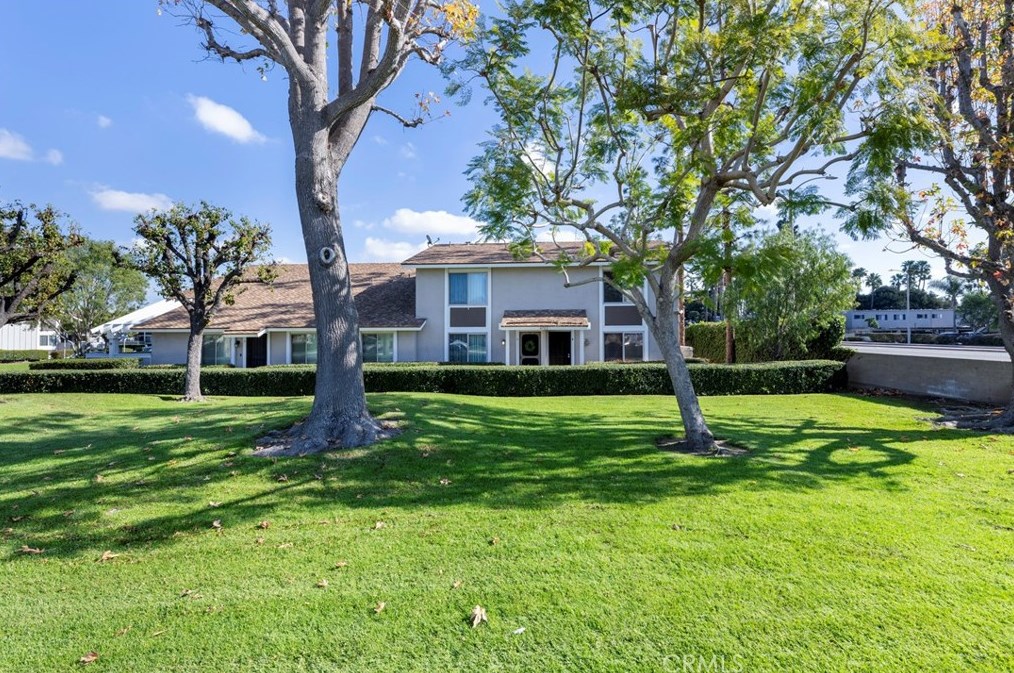 6702 Sun Dr #c, Huntington Beach, CA 92647