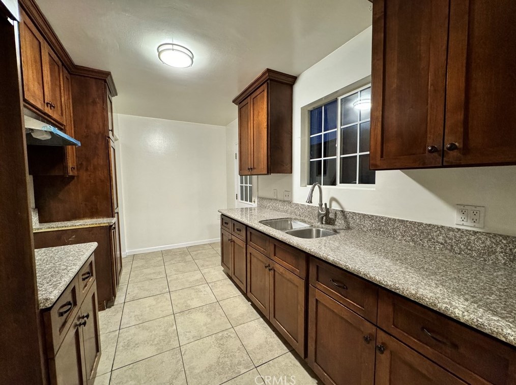 2226 Wilma Ave, Los Angeles CA  90040-3933 exterior