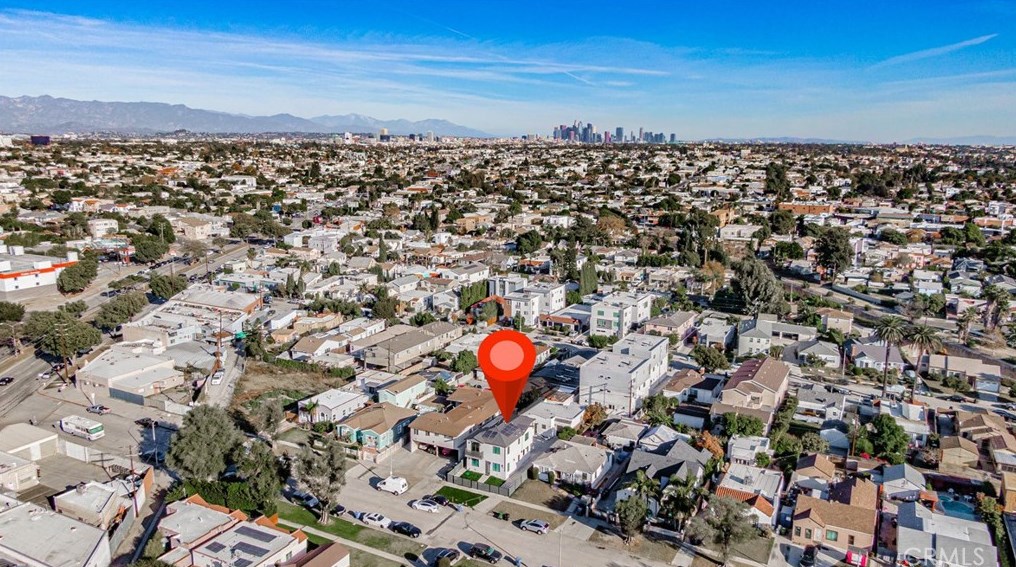1838 Clyde Ave, Los Angeles CA  90019-5001 exterior