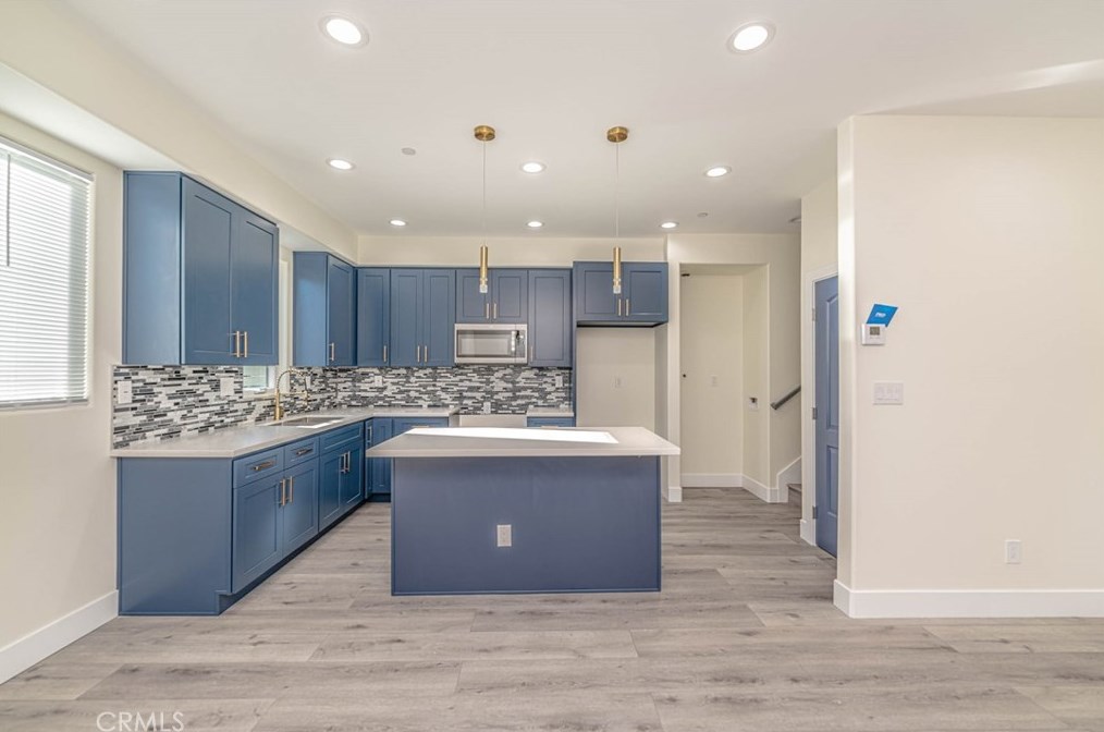 1838 Clyde Ave, Los Angeles CA  90019-5001 exterior