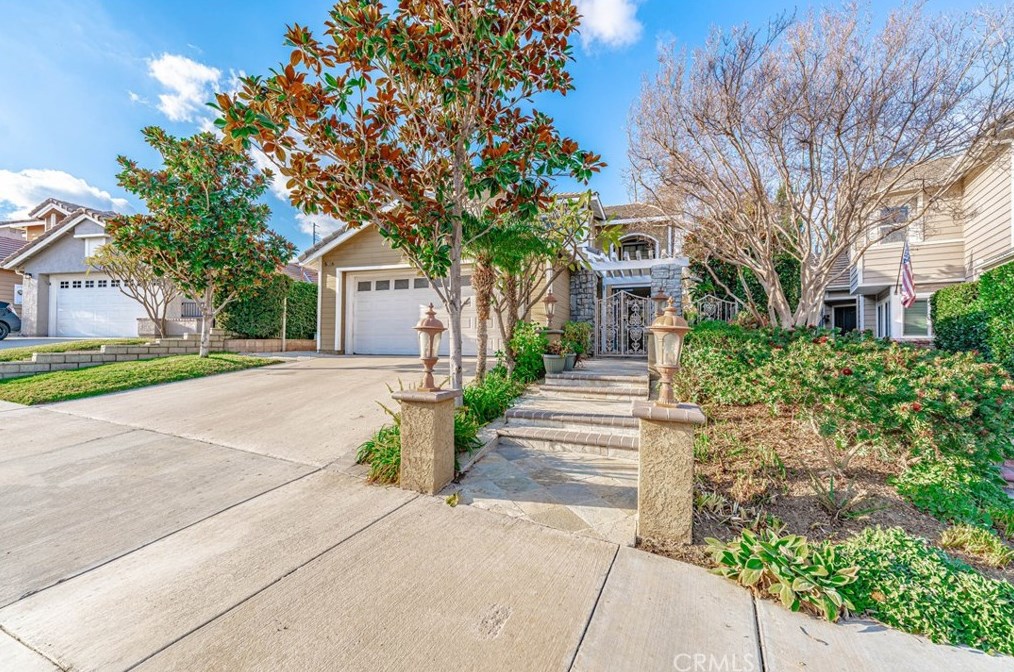 5916 Crestmont Dr, Chino Hills, CA 91709