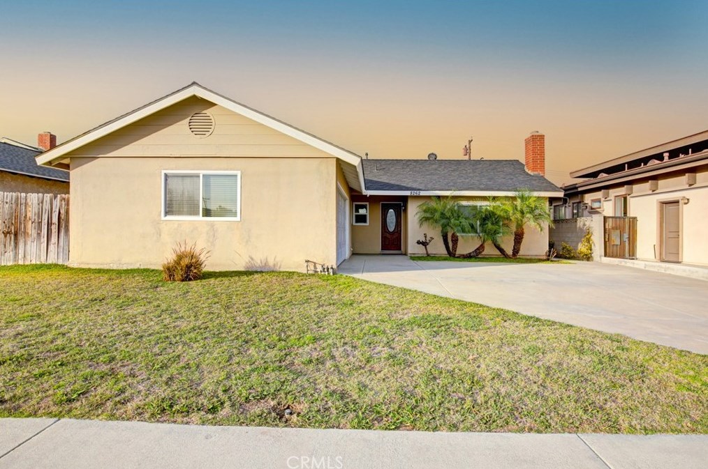 8262 Fontainbleau Way, Cypress, CA 90630