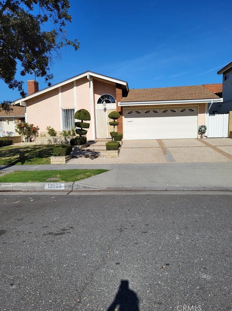 12923 Droxford St, Artesia, CA 90703