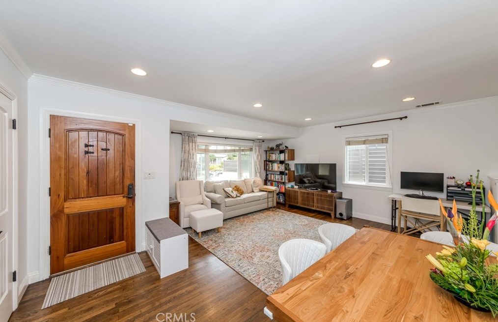 22702 Linda Dr, Torrance CA  90505-3210 exterior