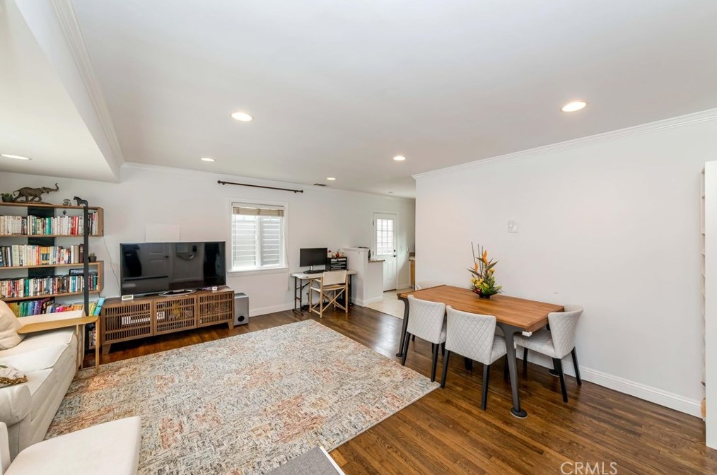 22702 Linda Dr, Torrance CA  90505-3210 exterior