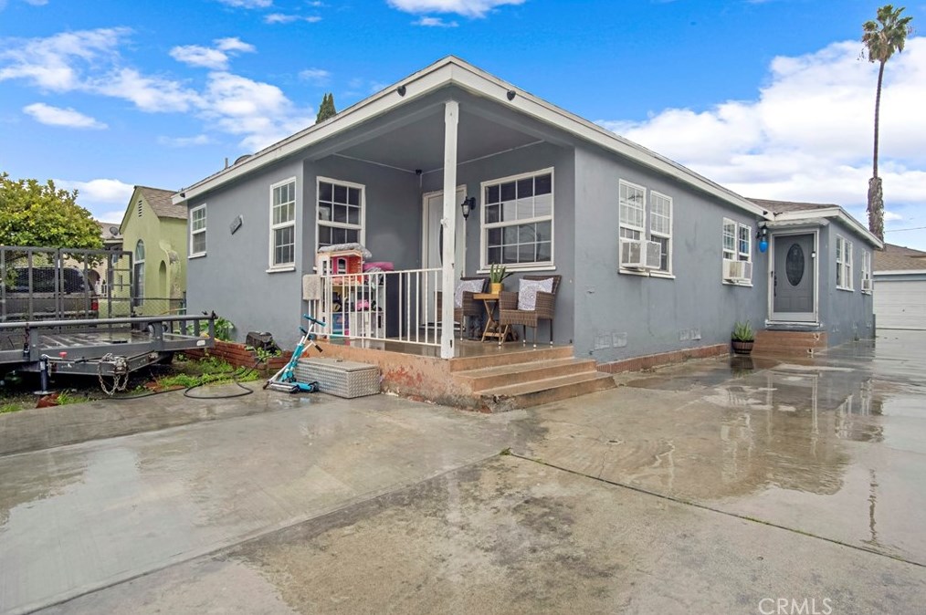 2914 Iowa Ave, South Gate, CA 90280