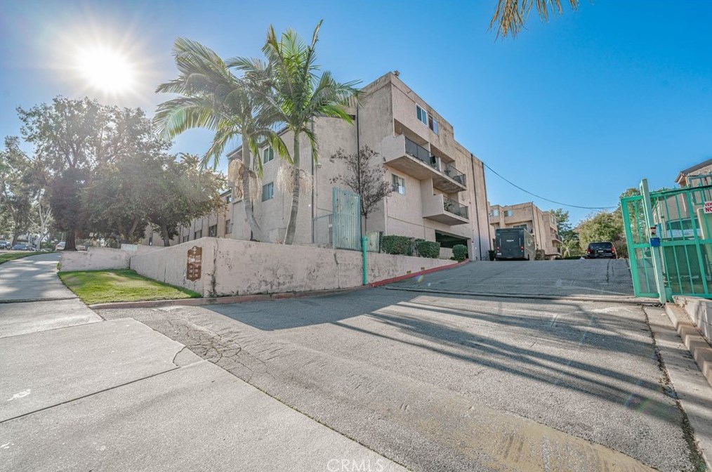 1741 Neil Armstrong St #207, Montebello, CA 90640