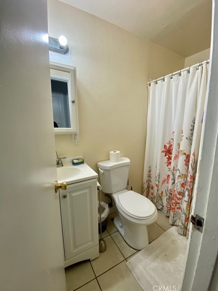 715 Washington Ave, Glendora CA  91740-4332 exterior