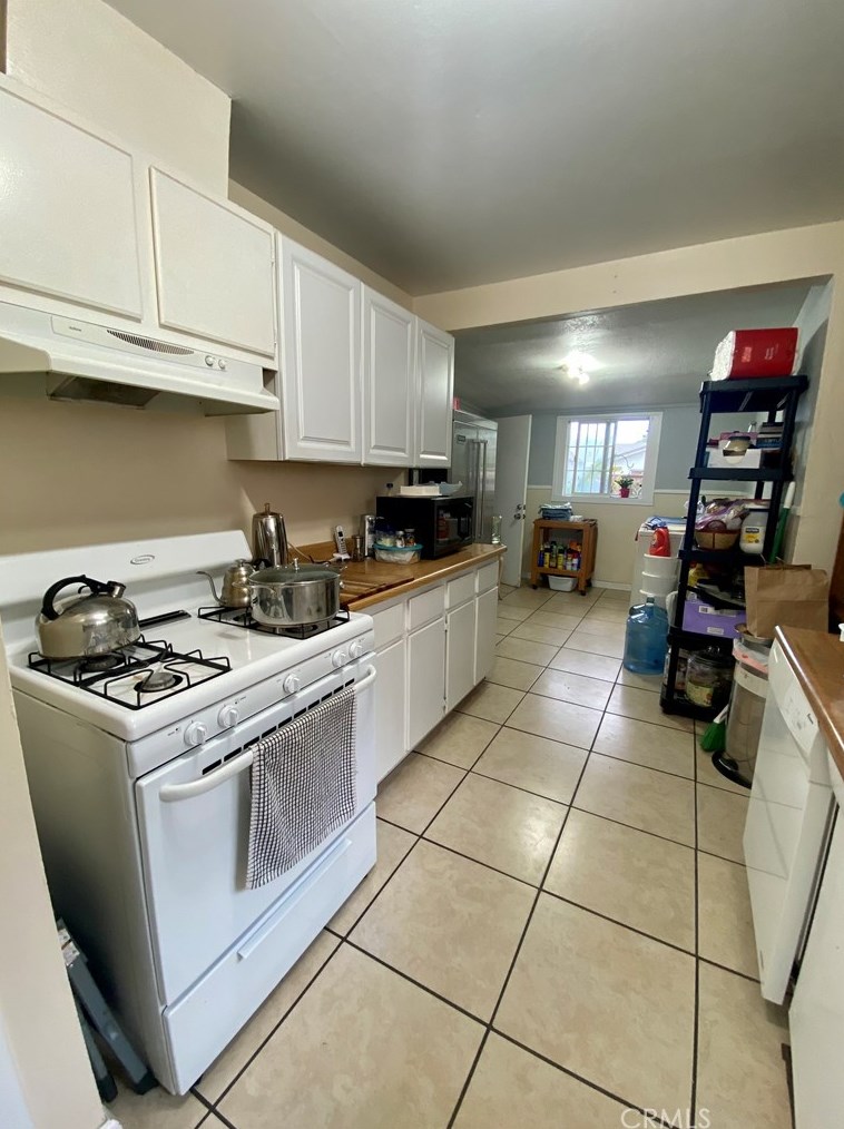 715 Washington Ave, Glendora CA  91740-4332 exterior