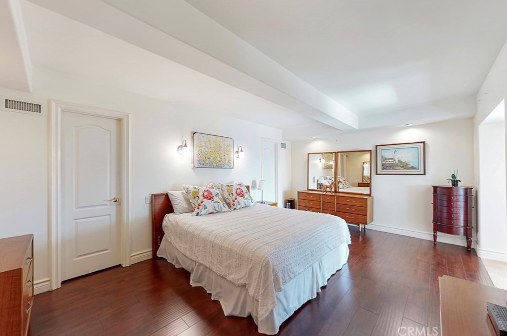 11832 Cir Dr, Whittier CA 90601-2352 exterior