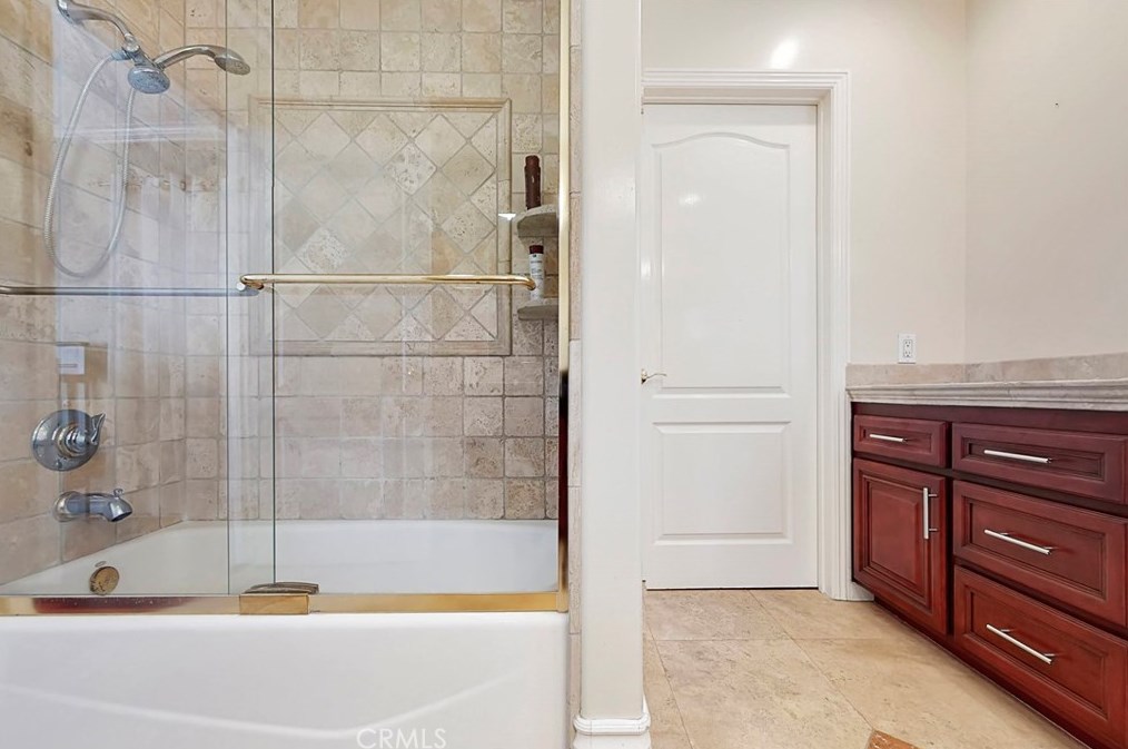 11832 Cir Dr, Whittier CA 90601-2352 exterior