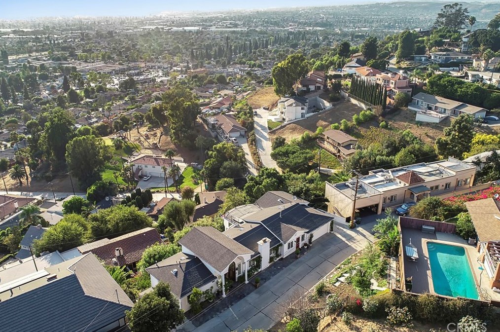 11832 Cir Dr, Whittier CA 90601-2352 exterior